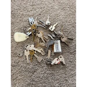 Vintage Mixed‎ Key Lot GM Automotive Ilco Taymor Windows Start Keychain Junk